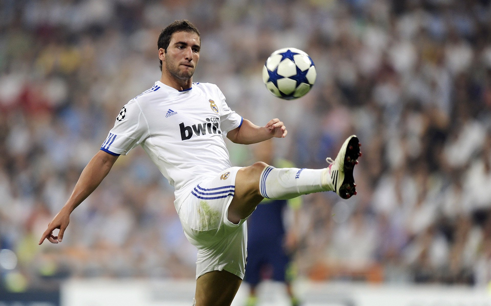 巴萨是否能依靠年轻球员重建辉煌，巴萨谁最有可能